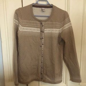 Dale of Norway- light weight wool with pewter buttons, like new condition